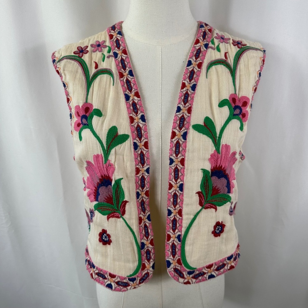 Zara Embroidered Vest Womens M Cream Boho Floral Folk Cottagecore Open Front Top